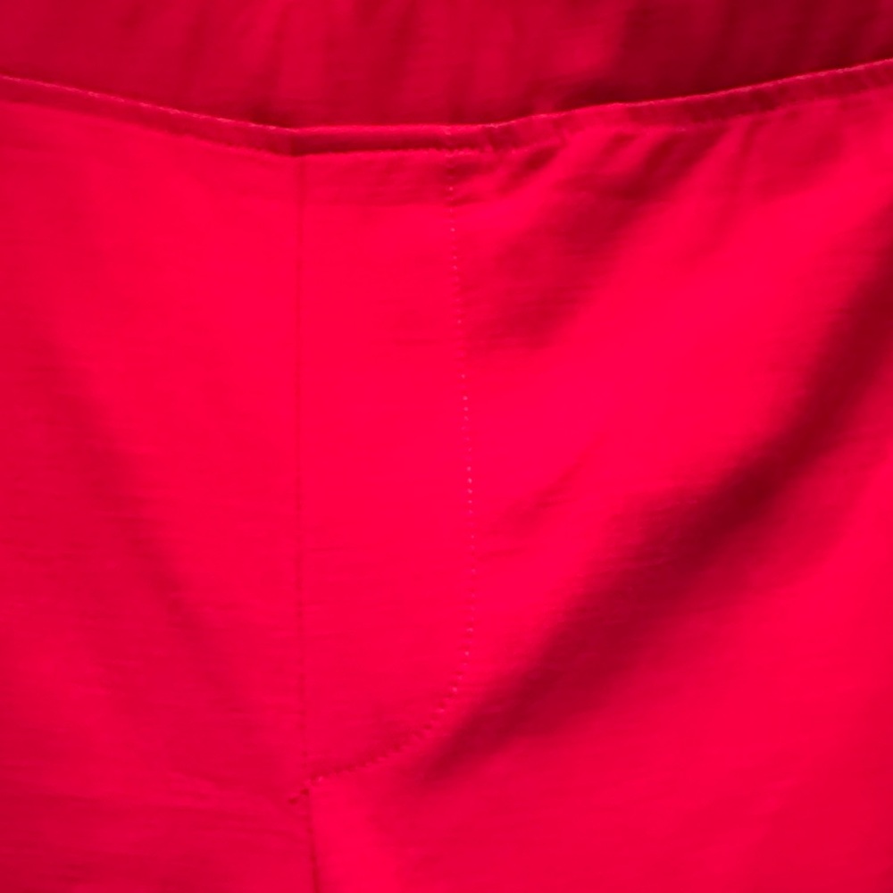 HUE Bold Red Leggings - Picture 5 of 7